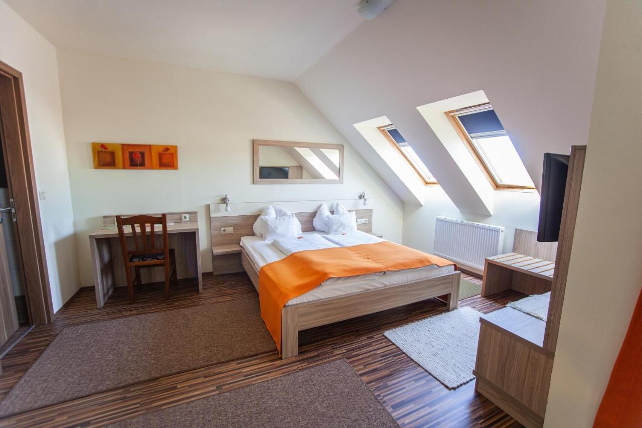 Apartment Azur Haz Kamilla *