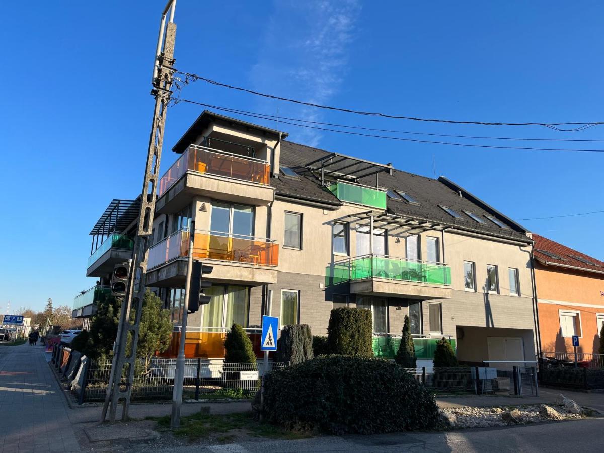 Azur Haz Kamilla Apartment Sárvár